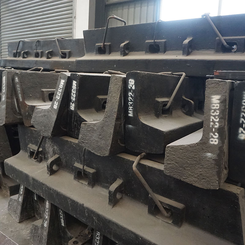 Semi-autogenous mill liner